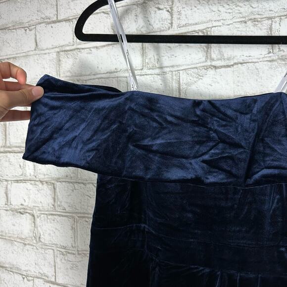 Lulu's Dress I'm Enchanted Velvet Off Shoulder Maxi Party Cocktail Navy Blue S - Picture 6 of 8